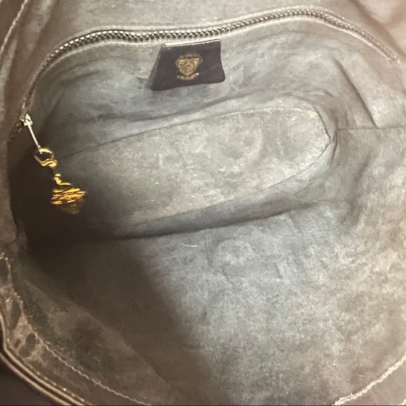Vintage Gucci Monogrammed Bucket Bag - Picture 10 of 13